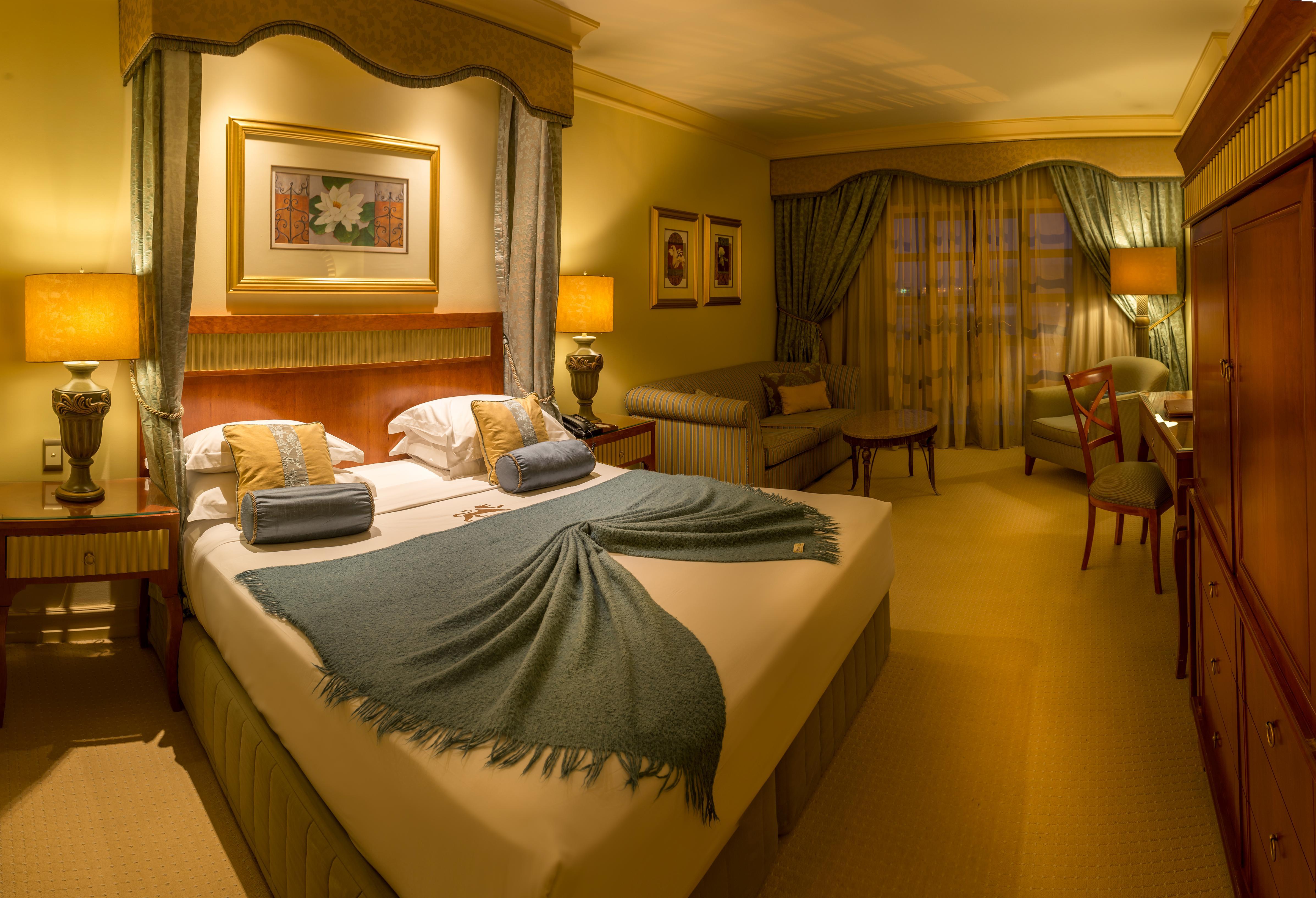 Peermont D'Oreale Grande At Emperors Palace Kempton Park Exterior photo
