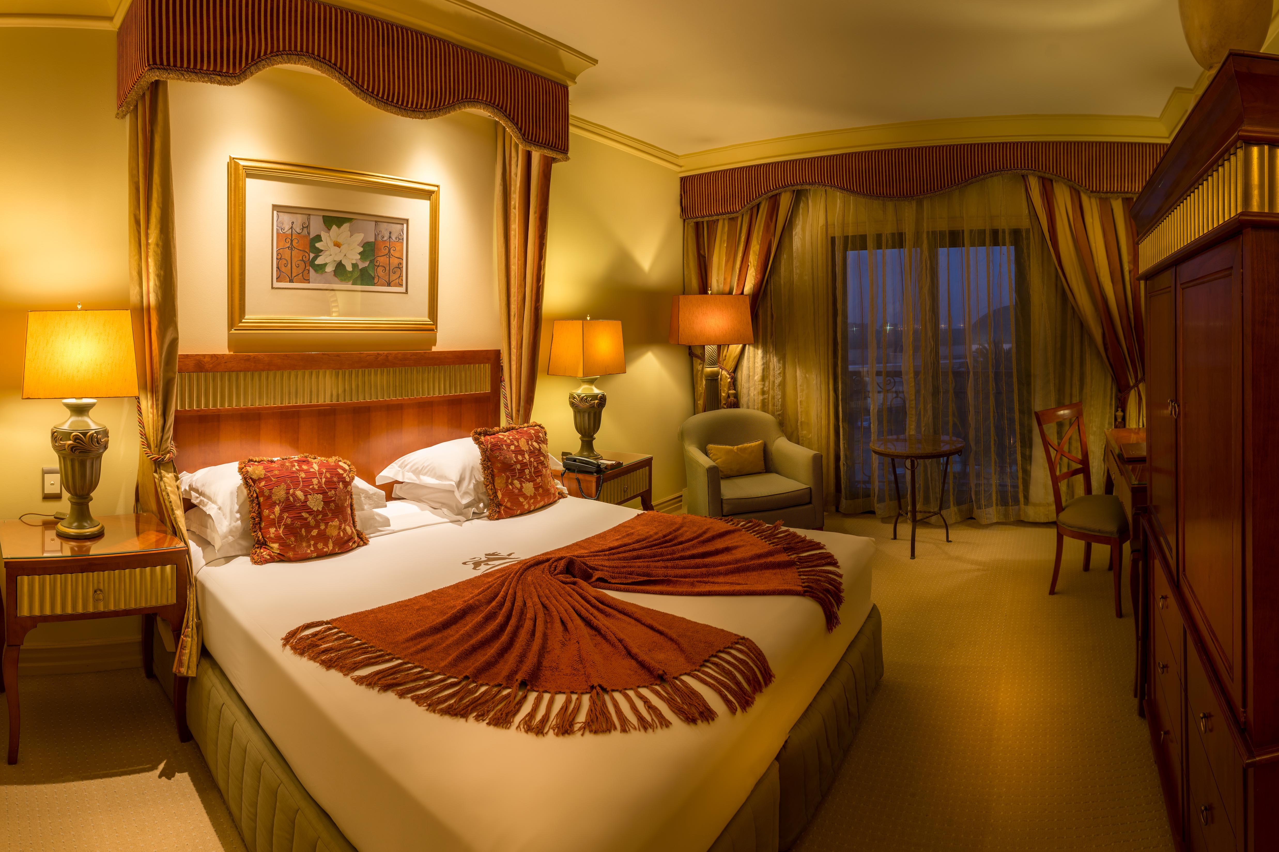 Peermont D'Oreale Grande At Emperors Palace Kempton Park Exterior photo