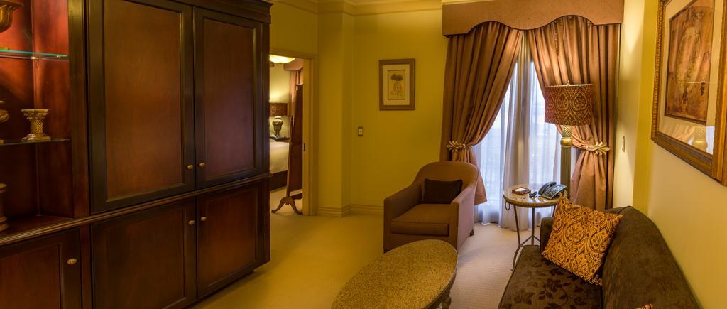 Peermont D'Oreale Grande At Emperors Palace Kempton Park Exterior photo