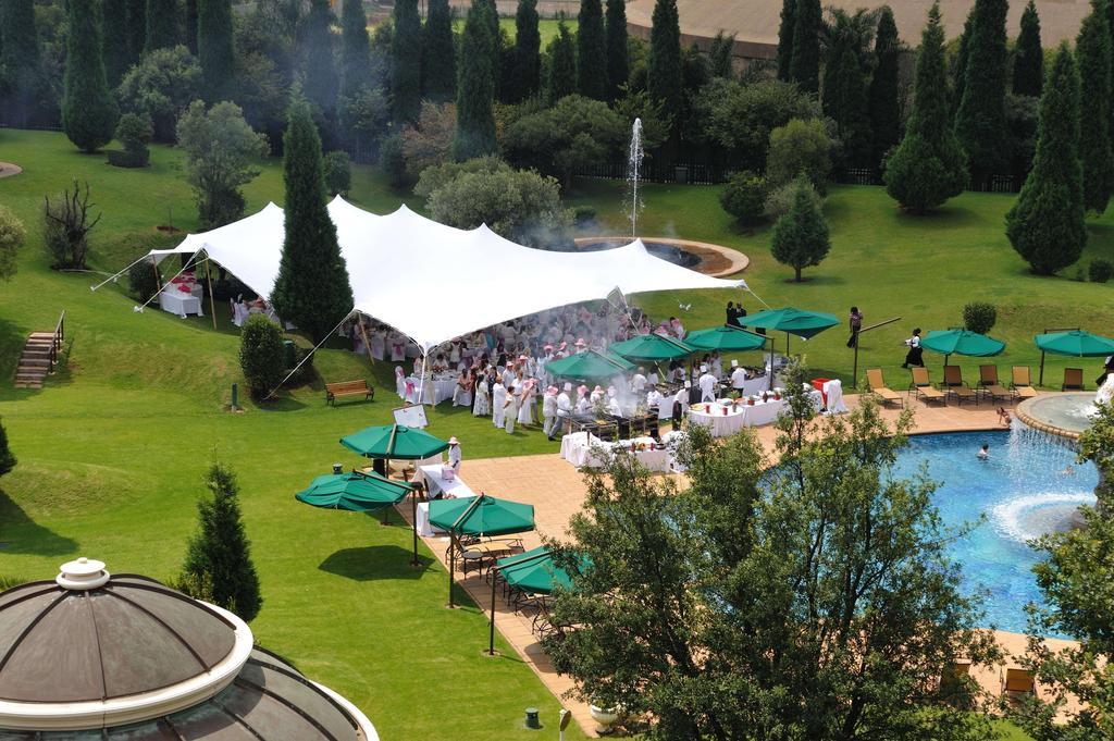 Peermont D'Oreale Grande At Emperors Palace Kempton Park Exterior photo