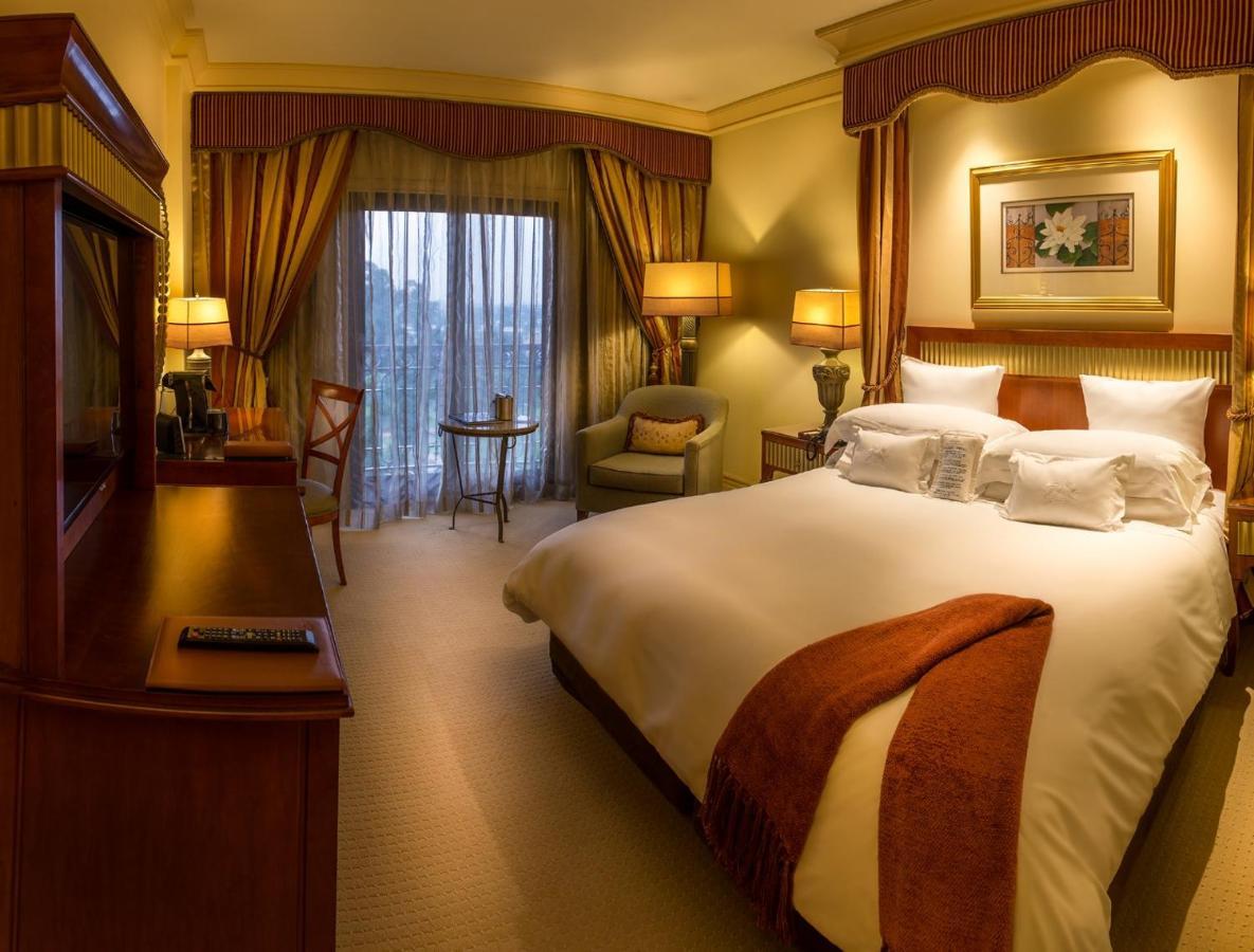 Peermont D'Oreale Grande At Emperors Palace Kempton Park Exterior photo